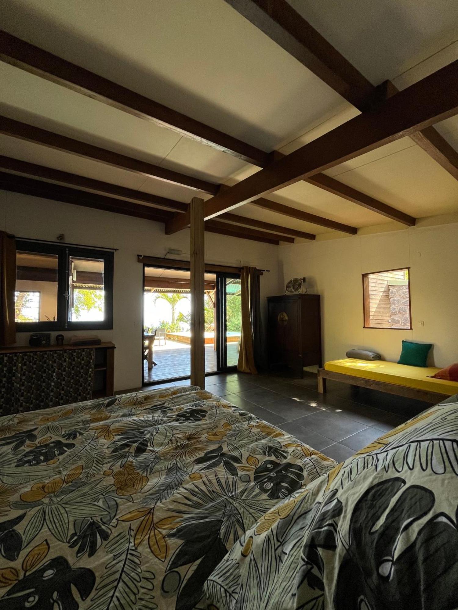 Cottage Chaleureux Avec Vue Mer Et Piscine Сен-Лё Экстерьер фото